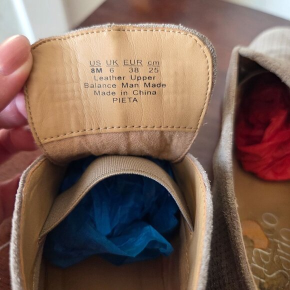 Franco Sarto Womens Size 8M Beige Leather Slip-On Loafers With Textured Design - Picture 6 of 11